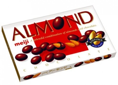 Meiji almond 74g BFD mai 2025